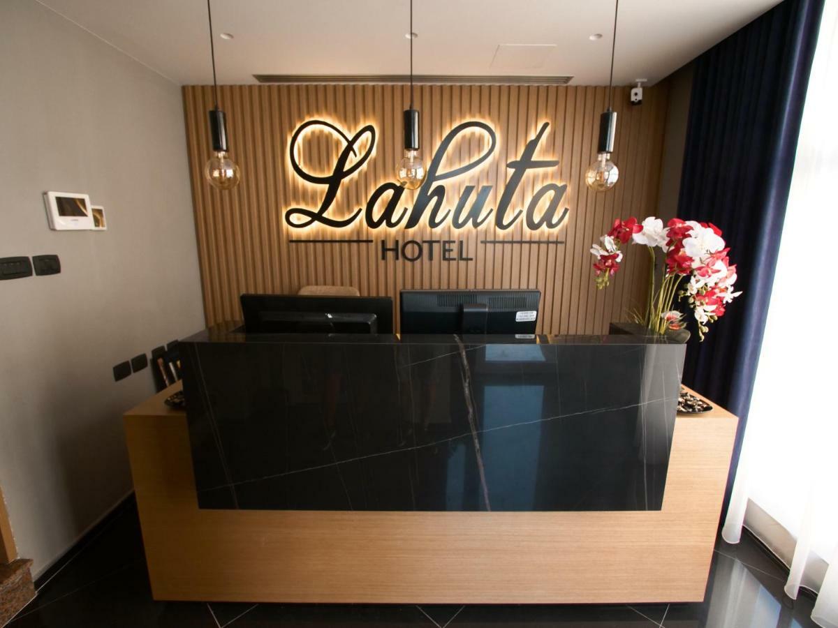 Hotel Lahuta Bajram Curri Dış mekan fotoğraf