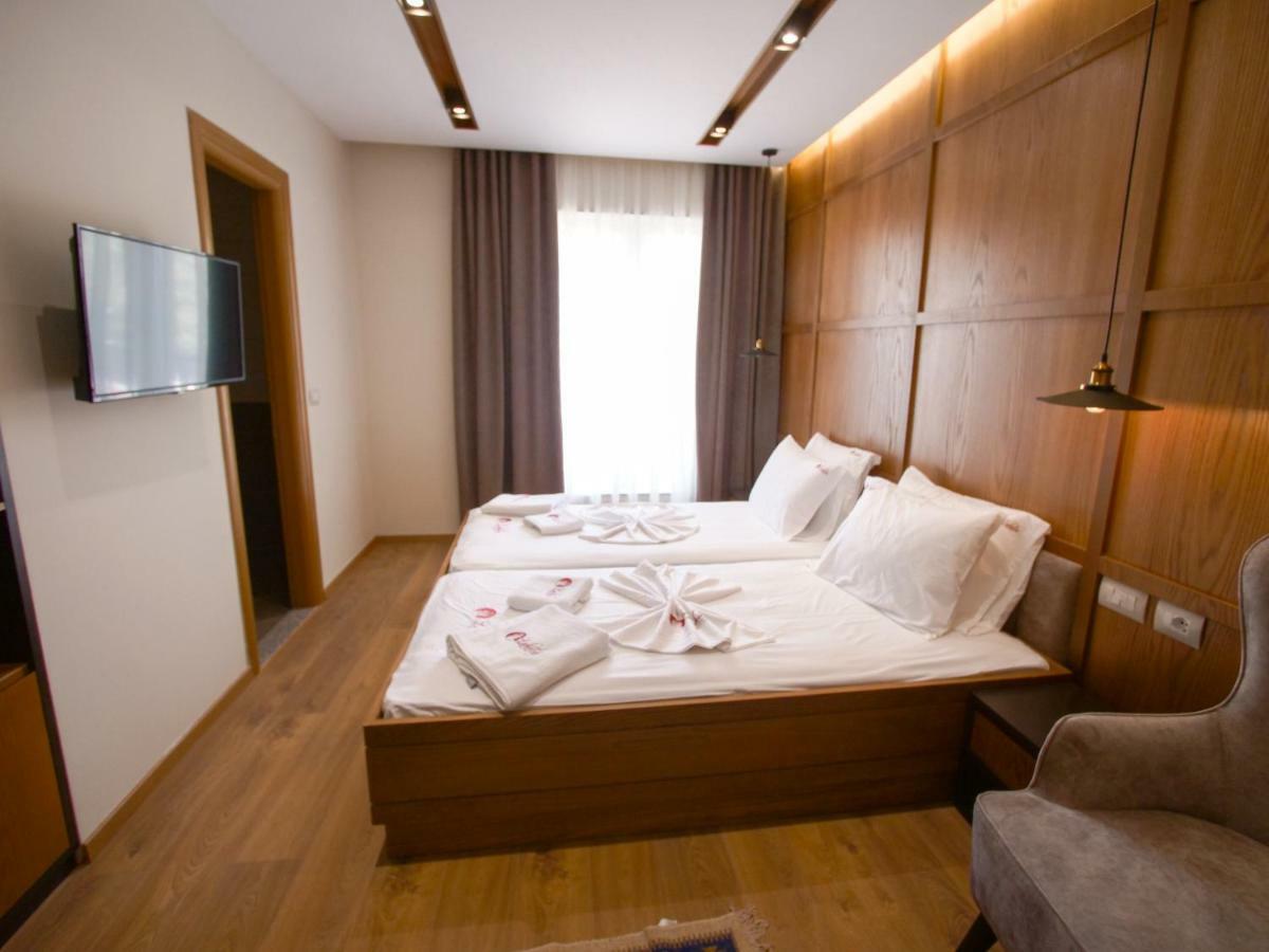 Hotel Lahuta Bajram Curri Dış mekan fotoğraf