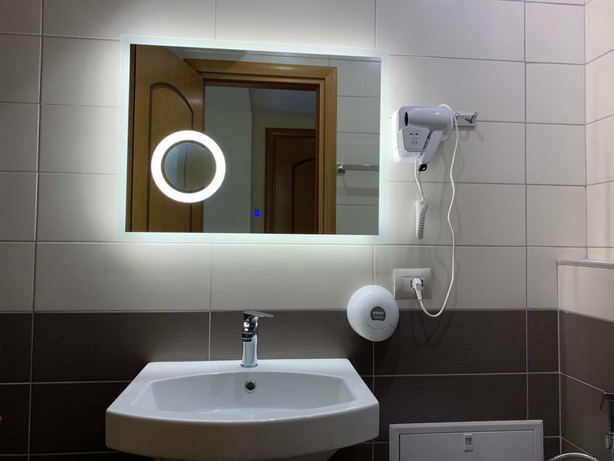 Hotel Lahuta Bajram Curri Dış mekan fotoğraf